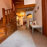 Hanole Hotel *