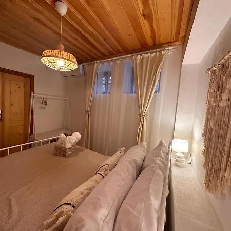Hanole Hotell *