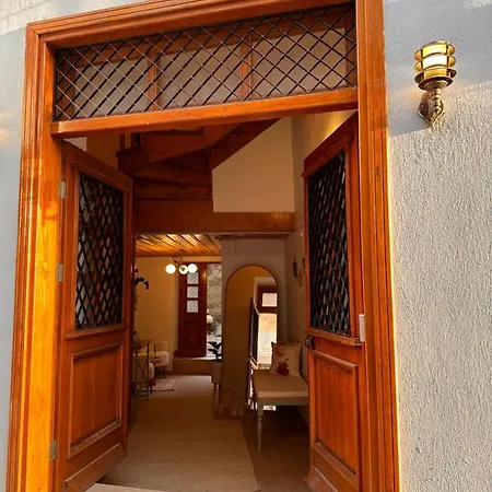 Hanole Hotell Ayvalı