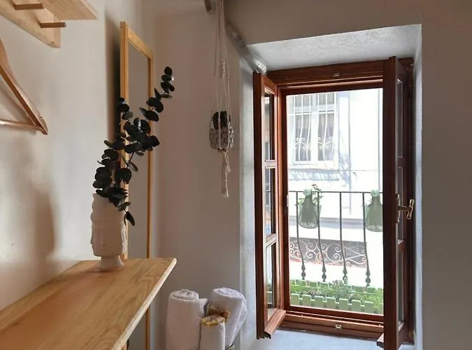 Отель Hanole Айвалык